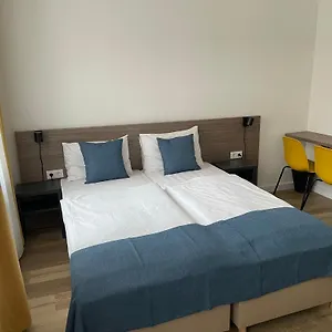 Res 3*, Budapest Magyarország